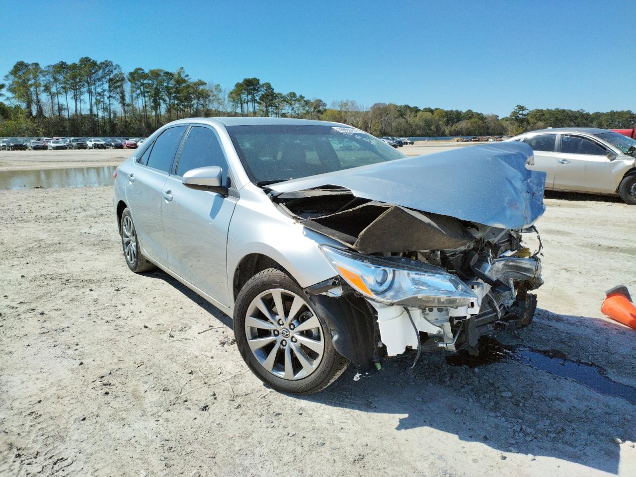 Photo 1 from auction – 2015 TOYOTA CAMRY LE with VIN 4T4BF1FK8FR449760