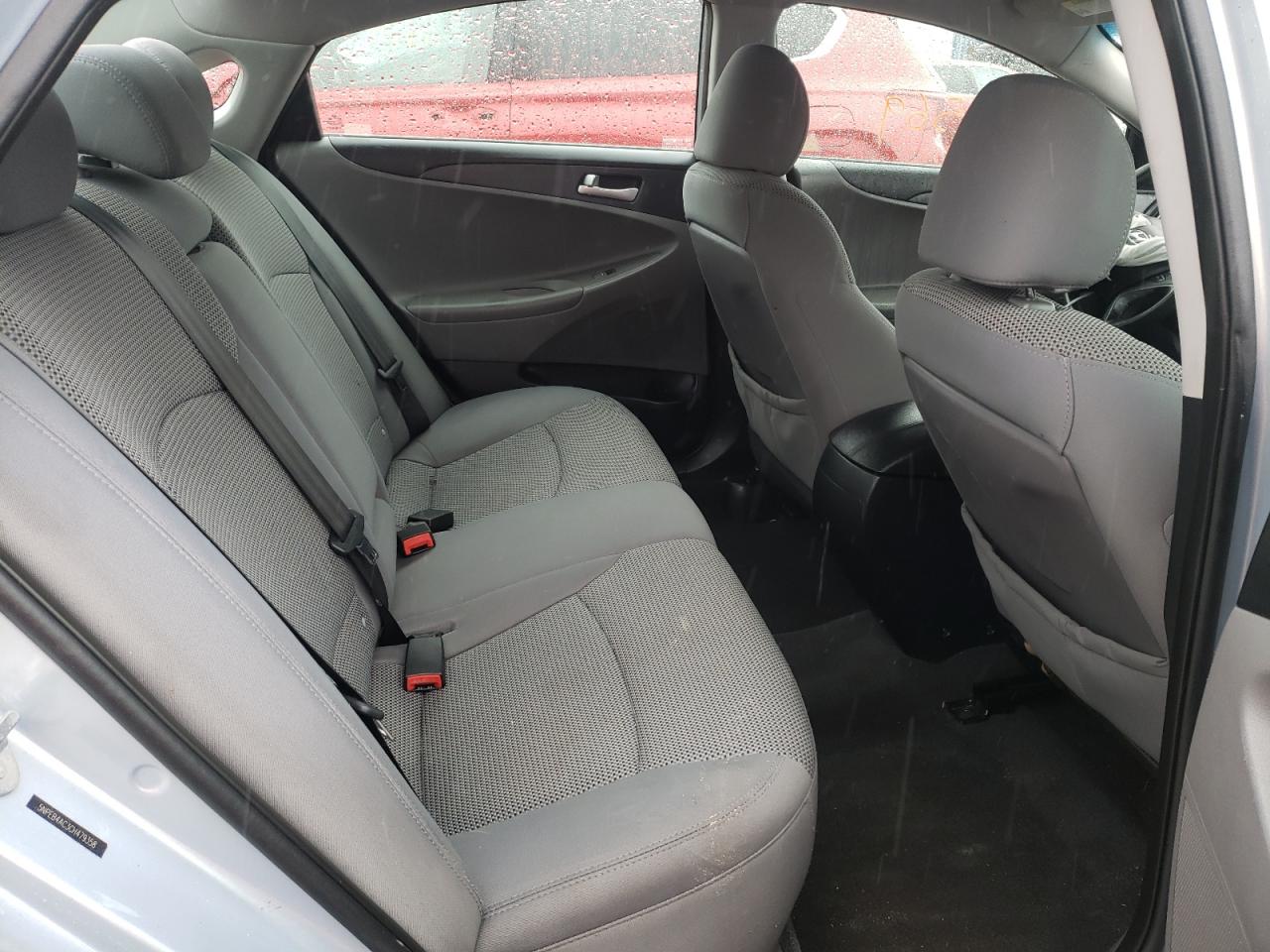 Photo 6 from auction – 2012 HYUNDAI SONATA with VIN 5NPEB4AC3CH479358