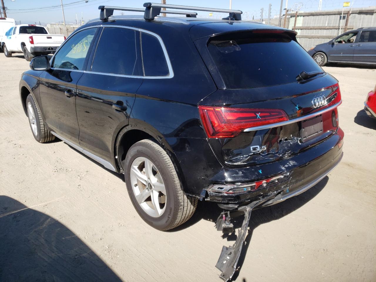 Photo 3 from auction – 2021 AUDI Q5 PREMIUM with VIN WA1AAAFY6M2005440