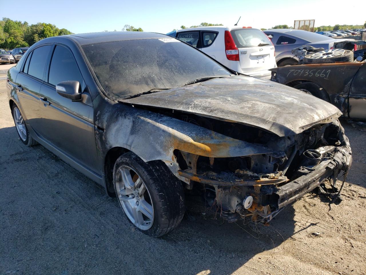 ACURA TL 2008 with VIN 19UUA66218A012756 - Photo from auction