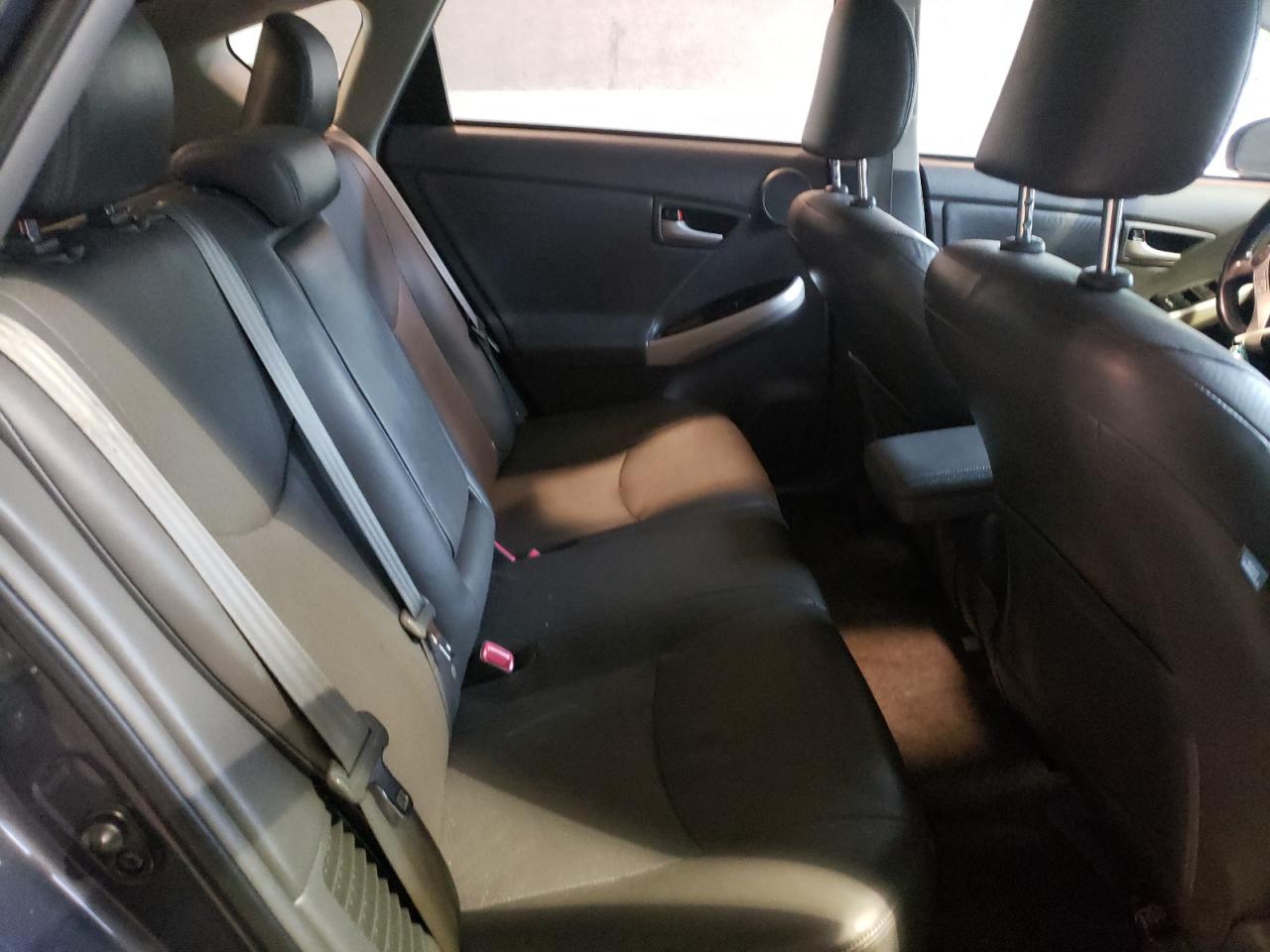 Photo 6 from auction – 2011 TOYOTA PRIUS with VIN JTDKN3DU2B0246673