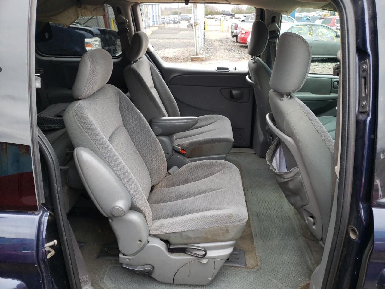 Photo 6 from auction – 2005 DODGE CARAVAN SX with VIN 1D4GP45R15B336571