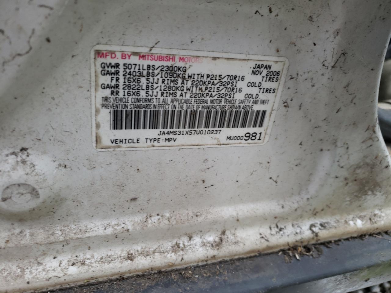 Photo 10 from auction – 2007 MITSUBISHI OUTLANDER with VIN JA4MS31X57U010237
