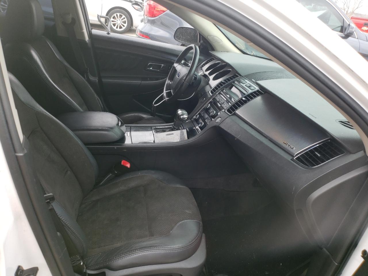 Photo 5 from auction – 2011 FORD TAURUS SHO with VIN 1FAHP2KT8BG186713