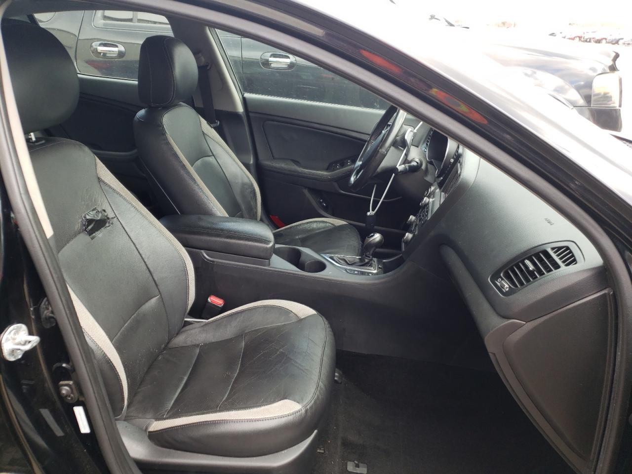 Photo 5 from auction – 2012 KIA OPTIMA SX with VIN 5XXGR4A64CG009351