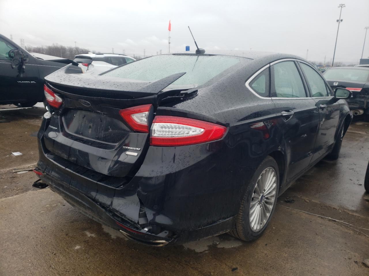 Photo 4 from auction – 2016 FORD FUSION TIT with VIN 3FA6P0K99GR319303