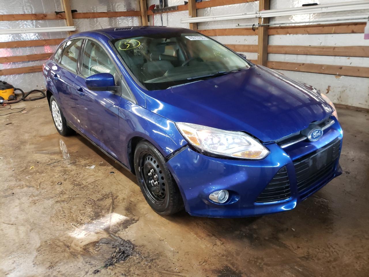 FORD FOCUS SE 2012 with VIN 1FAHP3F21CL225738 - Photo from auction