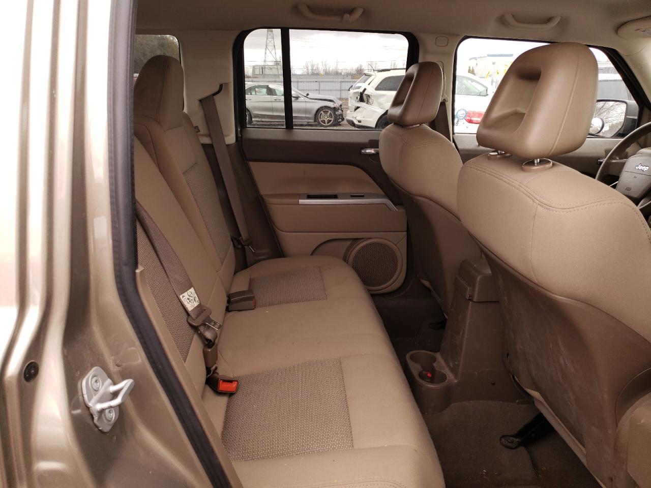 Photo 6 from auction – 2008 JEEP PATRIOT SP with VIN 1J8FT28068D762859