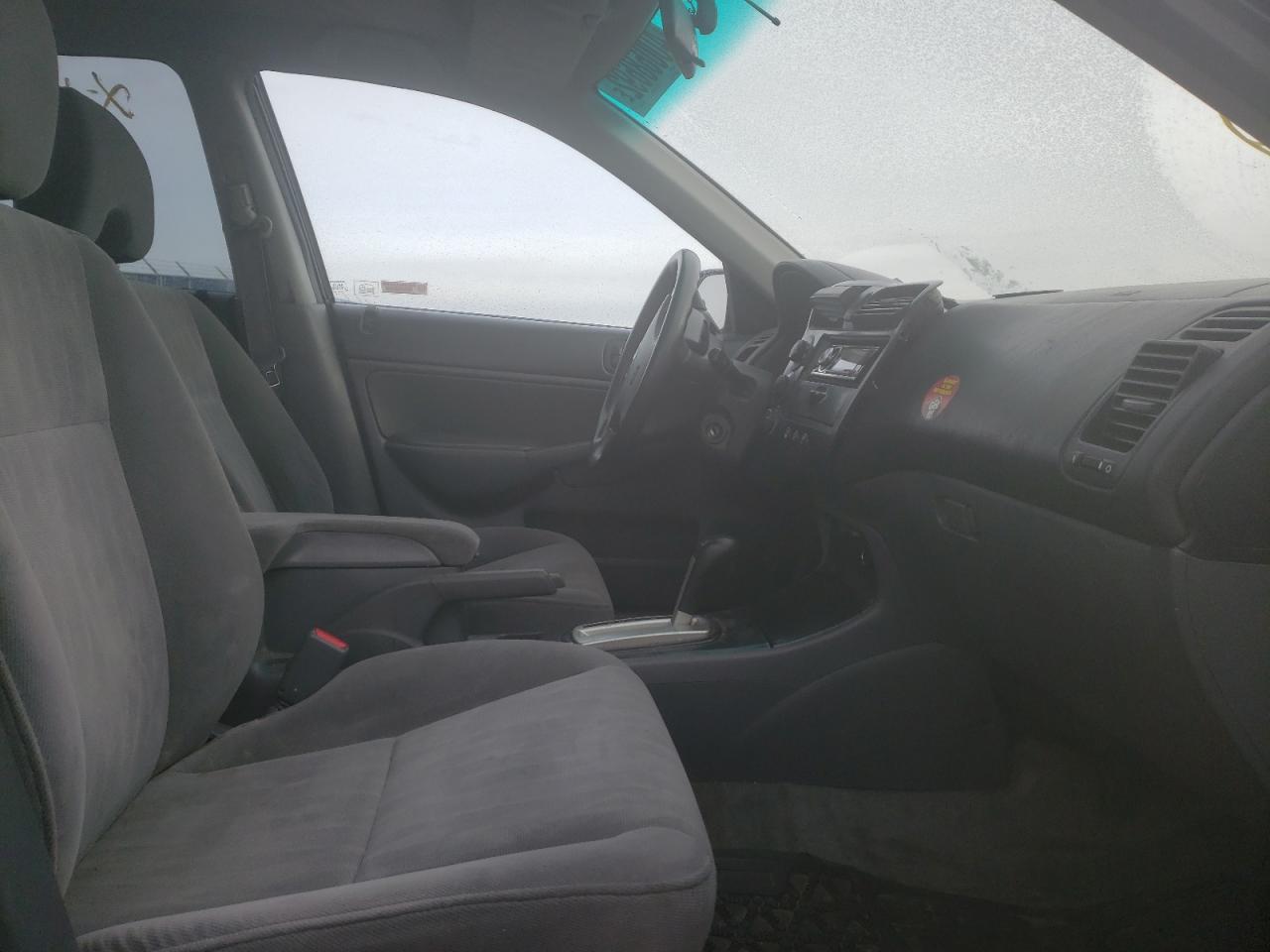 Photo 5 from auction – 2003 HONDA CIVIC LX with VIN 2HGES16673H943523