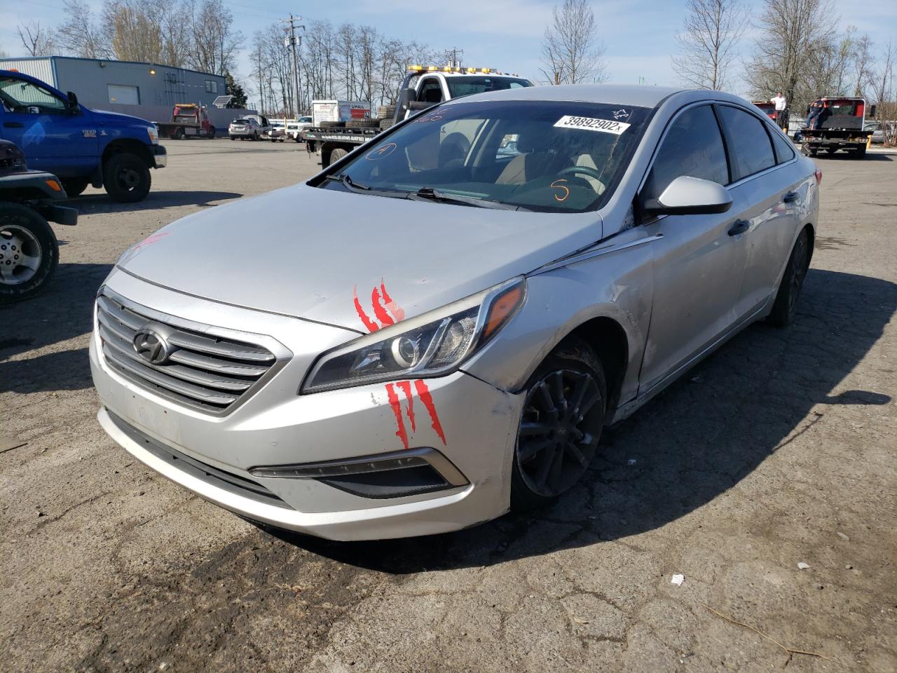 Photo 2 from auction – 2015 HYUNDAI SONATA SE with VIN 5NPE24AF3FH062529