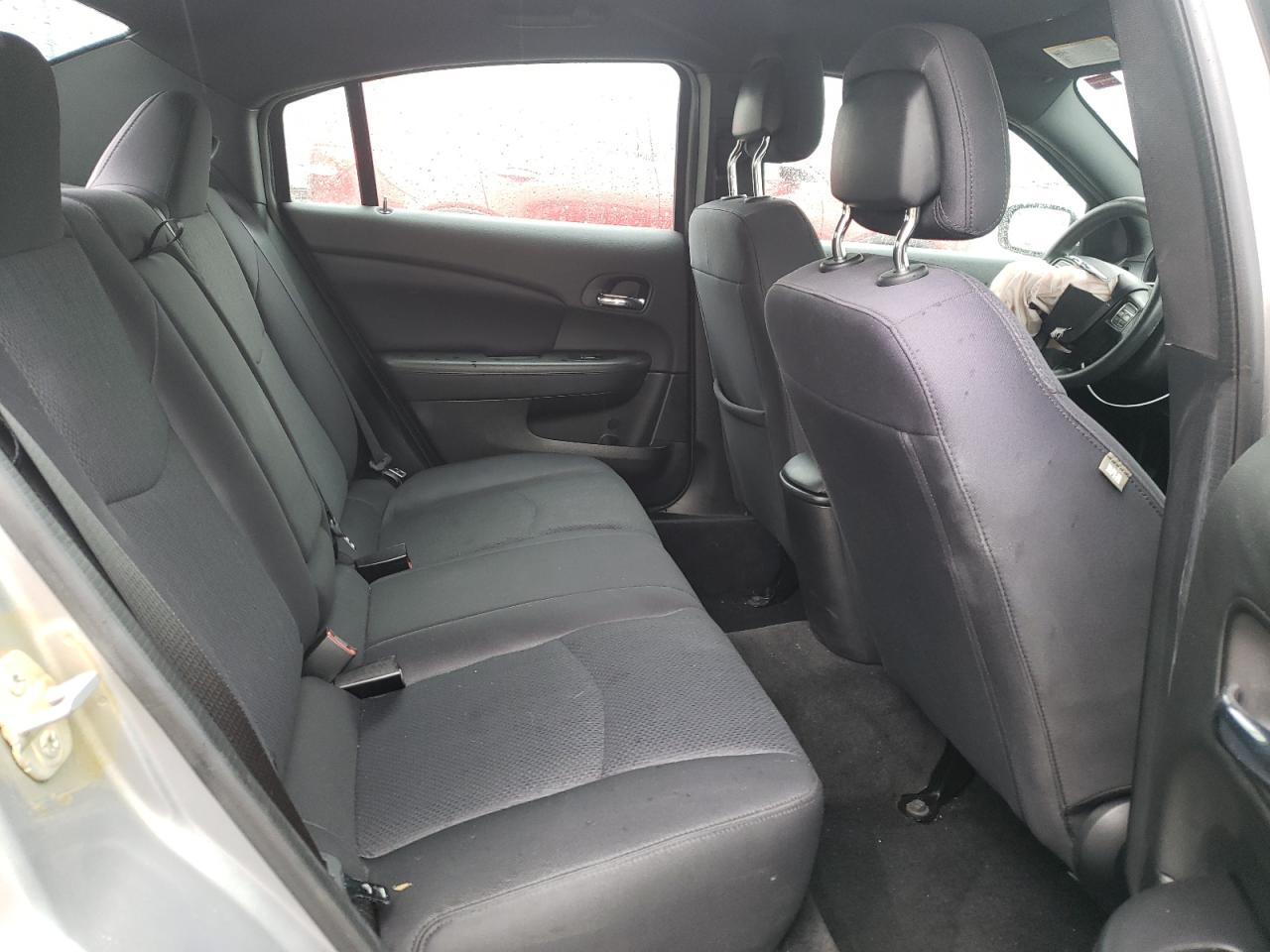 Photo 6 from auction – 2014 CHRYSLER 200 LX with VIN 1C3CCBAB1EN229284