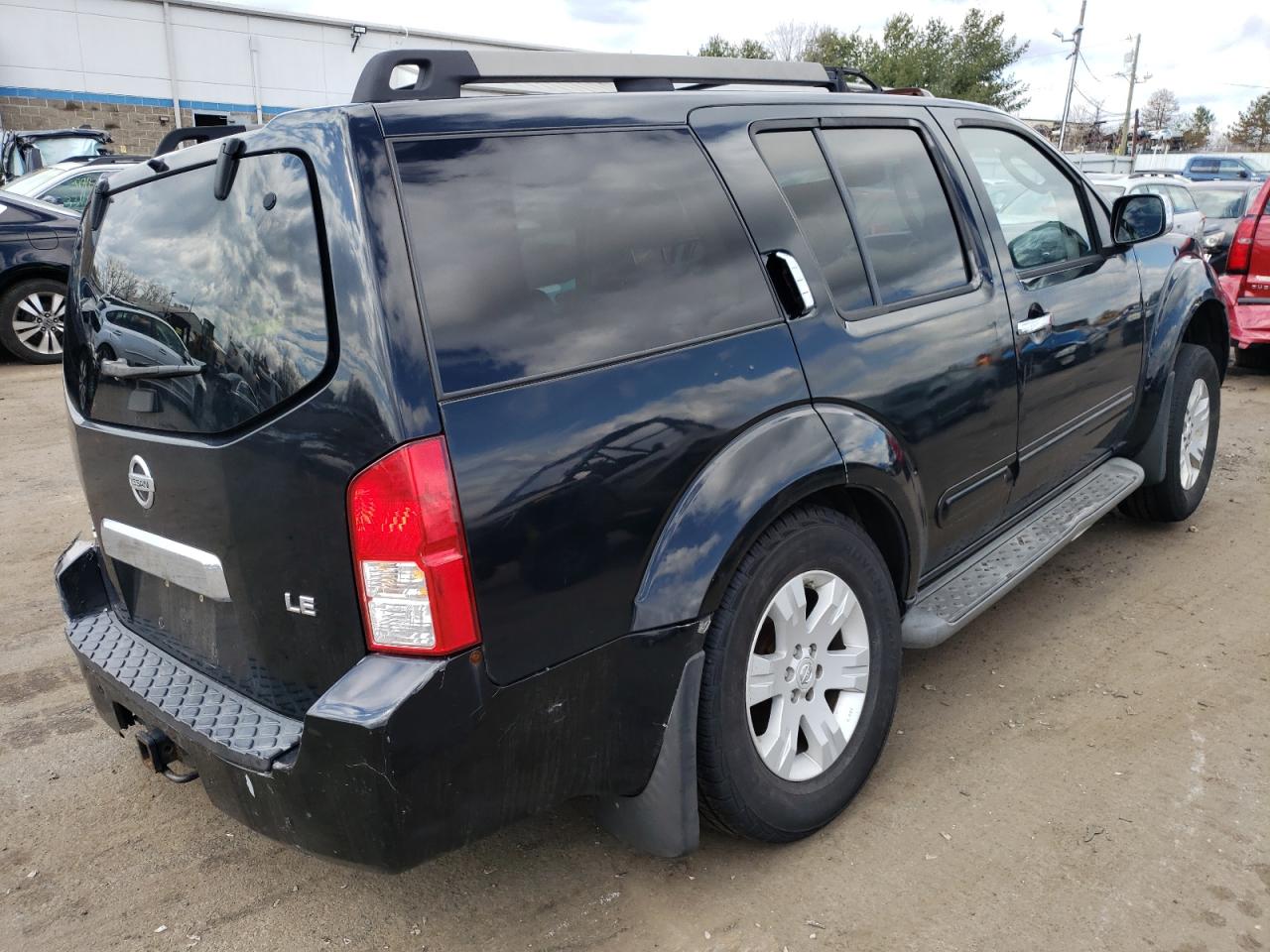 Photo 4 from auction – 2005 NISSAN PATHFINDER with VIN 5N1AR18W35C749952