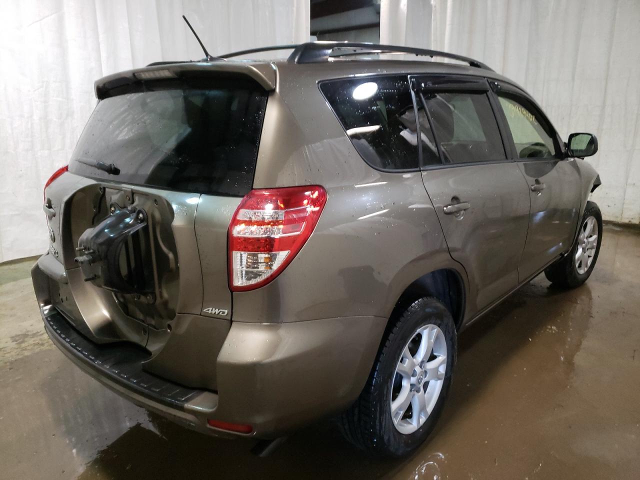 Photo 4 from auction – 2012 TOYOTA RAV4 with VIN JTMBF4DV9CD043849