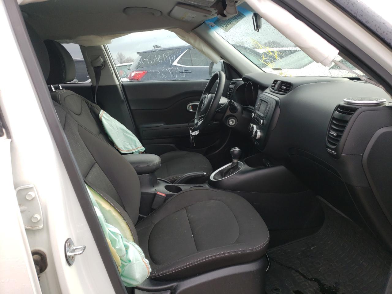 Photo 5 from auction – 2016 KIA SOUL with VIN KNDJN2A23G7381250