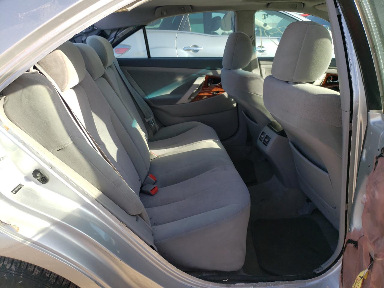 Photo 6 from auction – 2010 TOYOTA CAMRY BASE with VIN 4T1BF3EK0AU028339