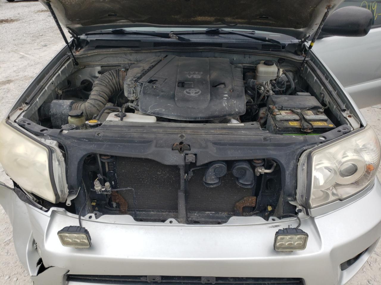 Photo 7 from auction – 2006 TOYOTA 4RUNNER SR with VIN JTEBU14R268071024