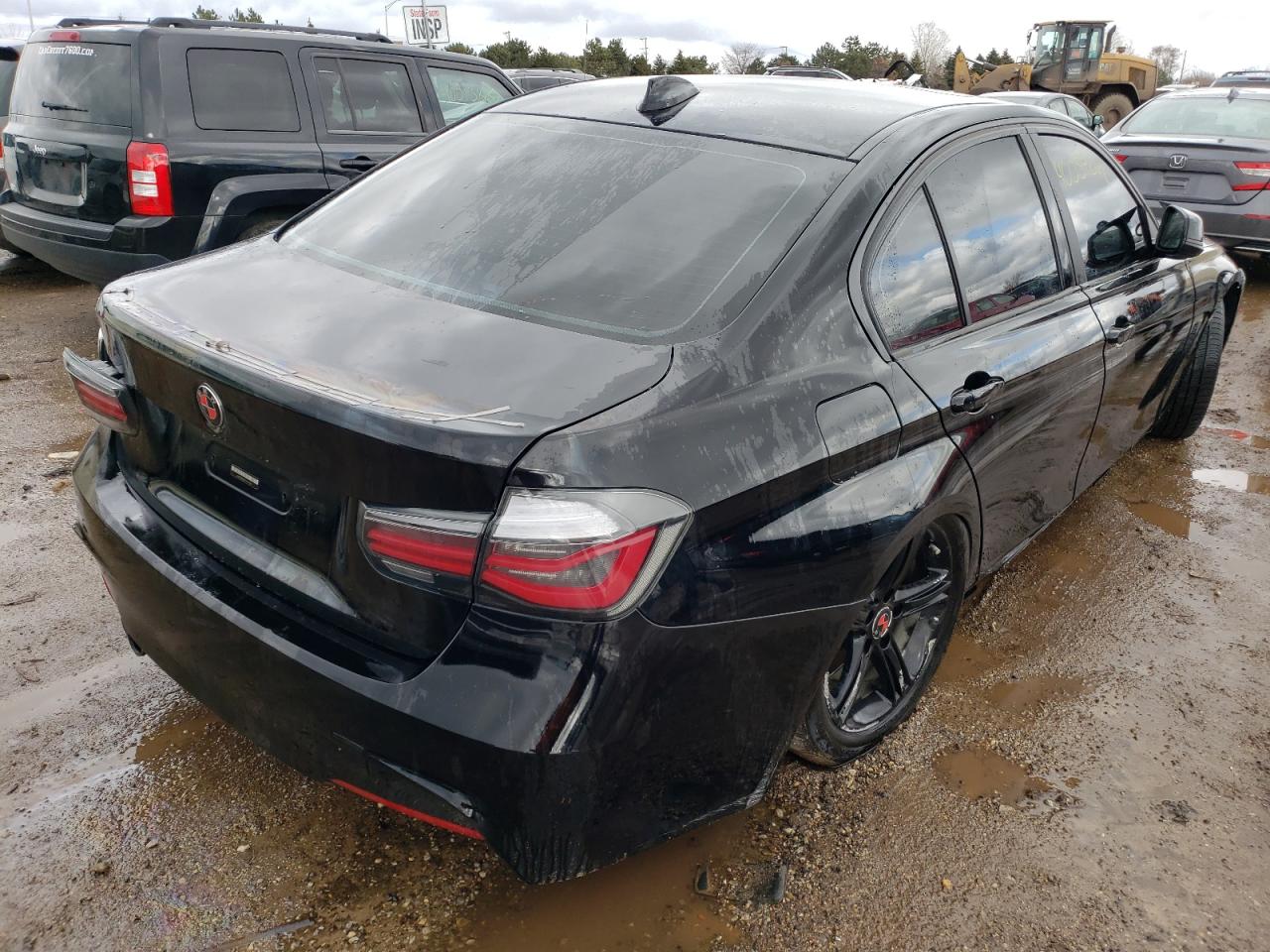 Photo 4 from auction – 2015 BMW 328 XI with VIN WBA3B3G54FNT17038