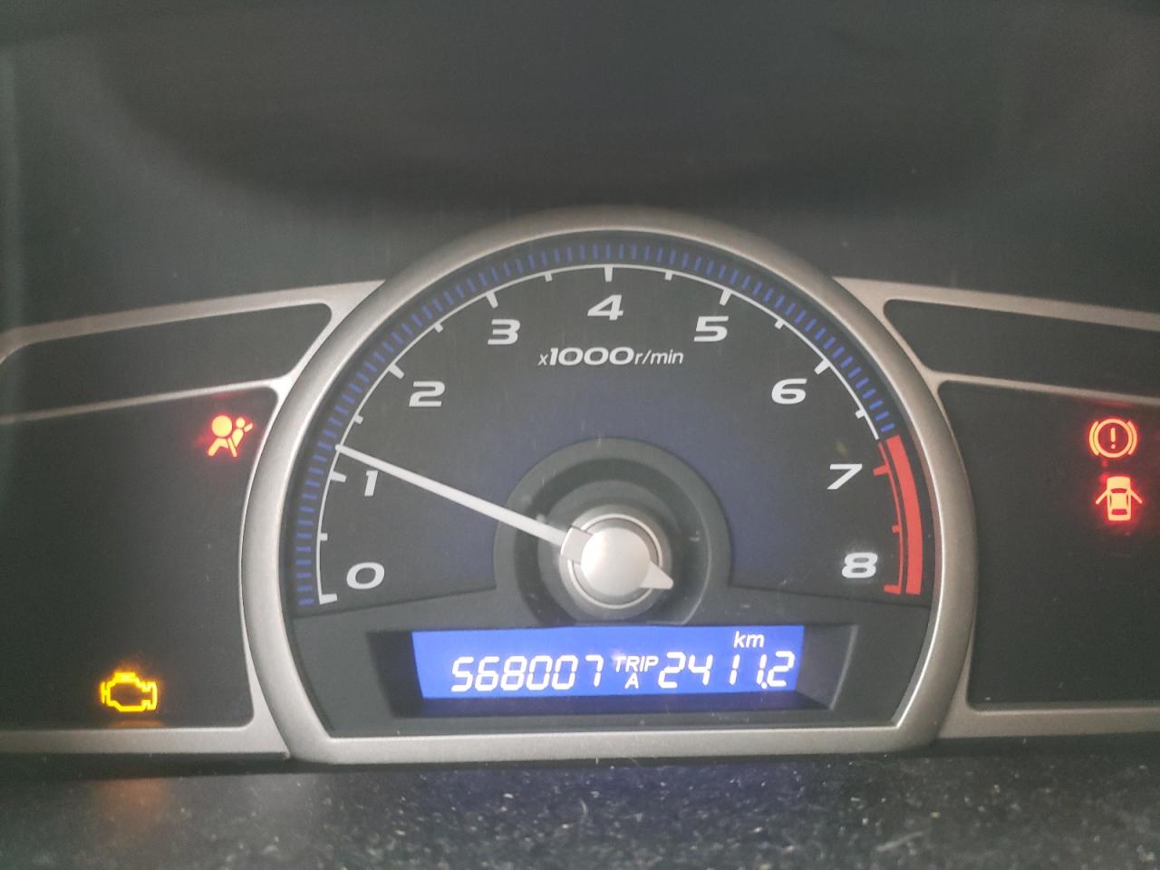 Photo 8 from auction – 2008 HONDA CIVIC DX with VIN 2HGFA15288H014843
