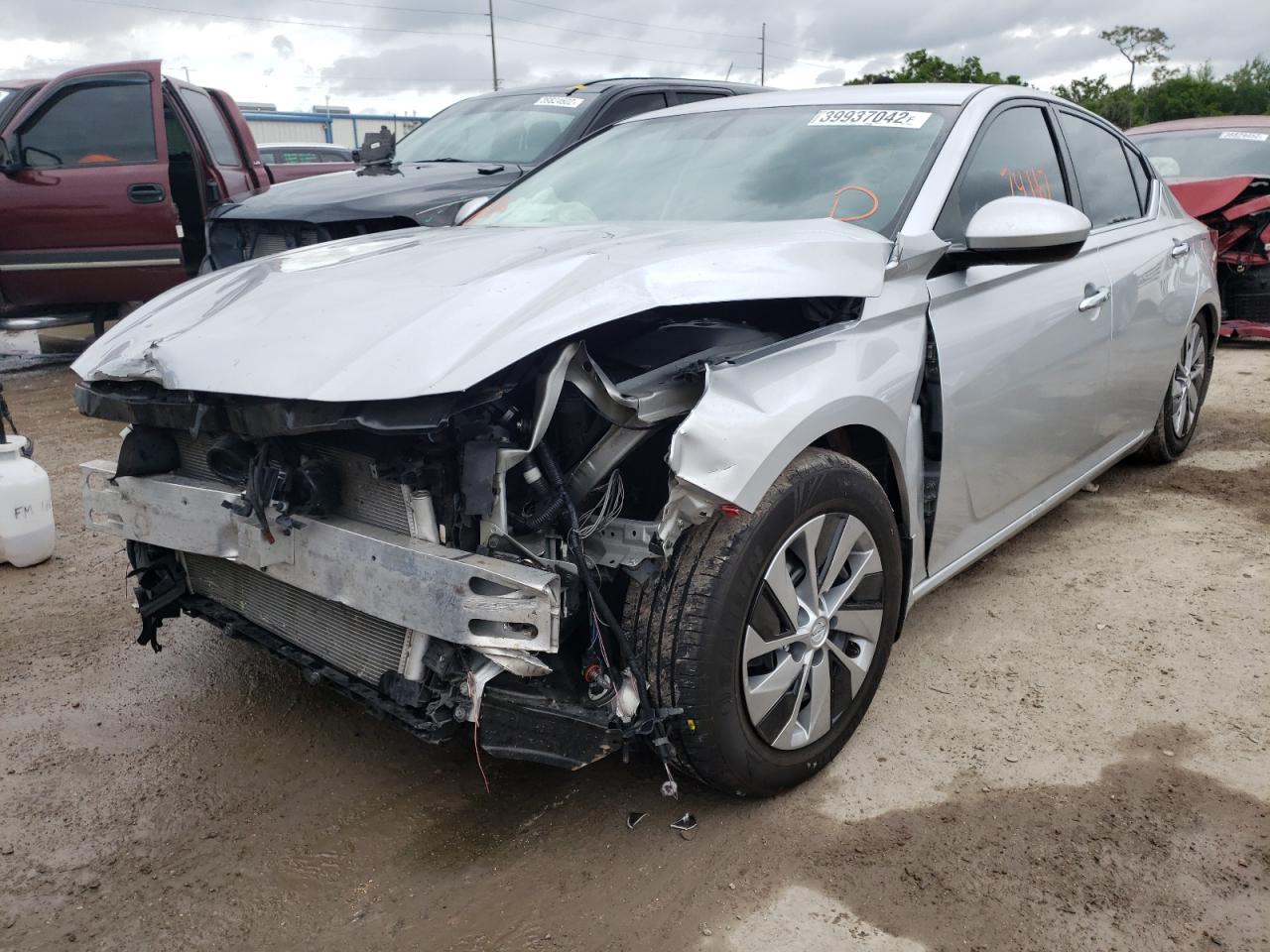 Photo 2 from auction – 2019 NISSAN ALTIMA S with VIN 1N4BL4BV2KC216133