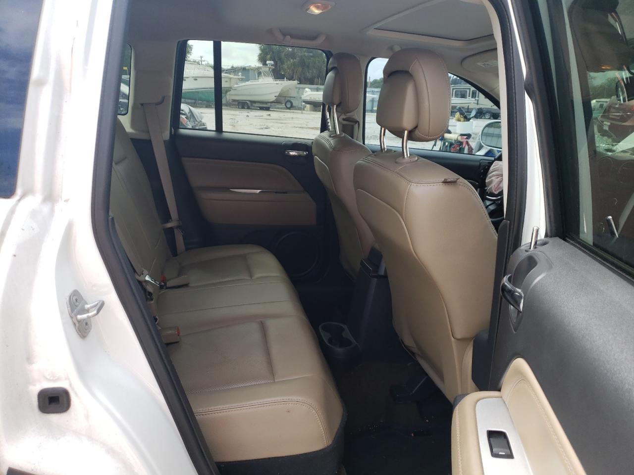 Photo 6 from auction – 2014 JEEP COMPASS LA with VIN 1C4NJCEA7ED672529