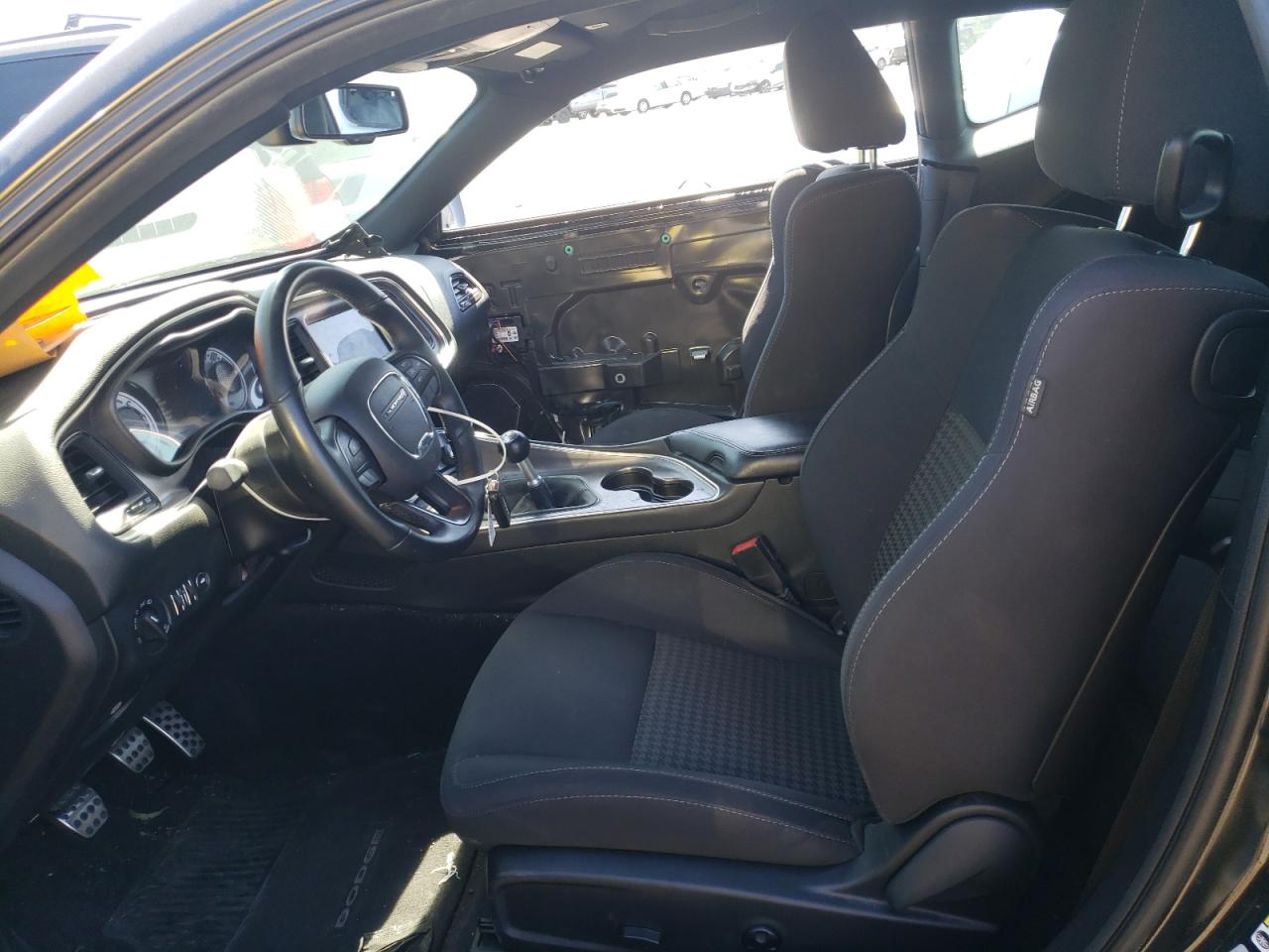 Photo 5 from auction – 2017 DODGE CHALLENGER with VIN 2C3CDZBT5HH598448