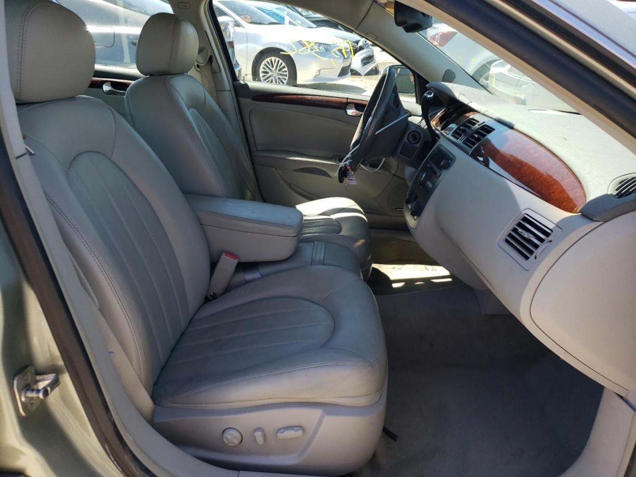 Foto 5 de la subasta – 2007 BUICK LUCERNE CX con VIN 1G4HD57217U152864