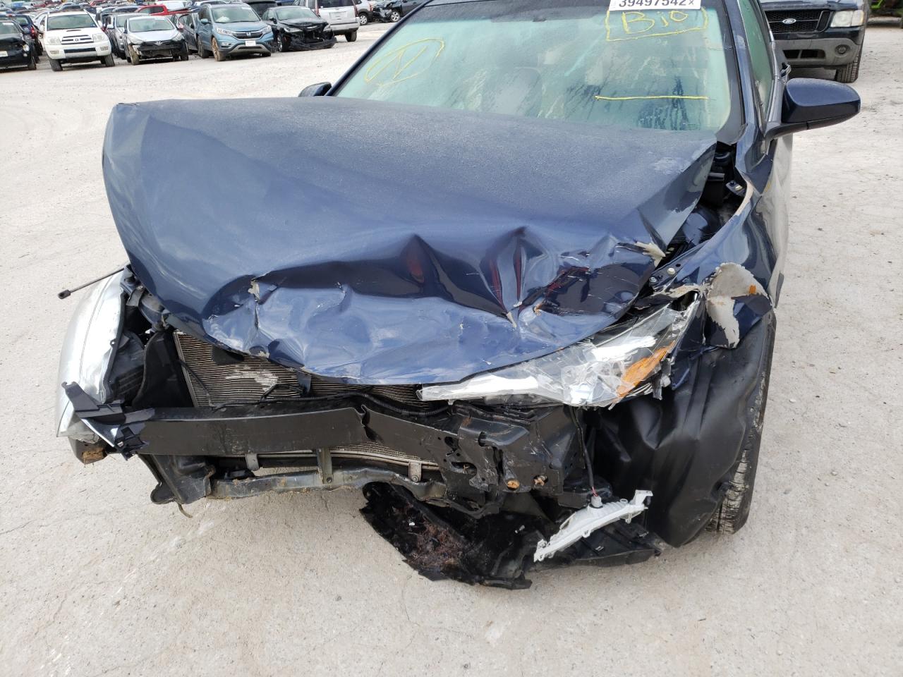 Photo 9 from auction – 2016 TOYOTA CAMRY LE with VIN 4T4BF1FK3GR569144