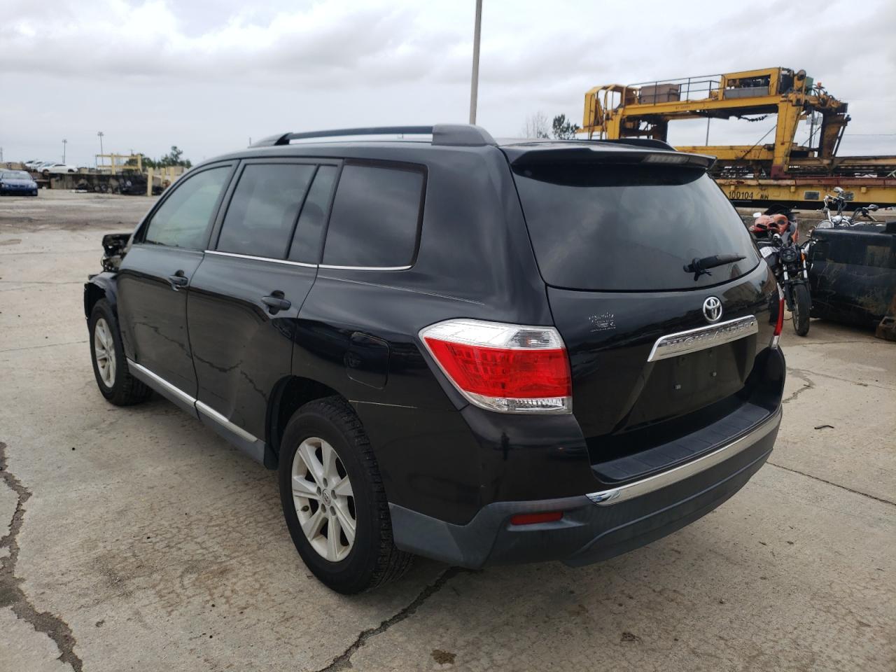 Photo 3 from auction – 2013 TOYOTA HIGHLANDER with VIN 5TDZA3EH0DS042935