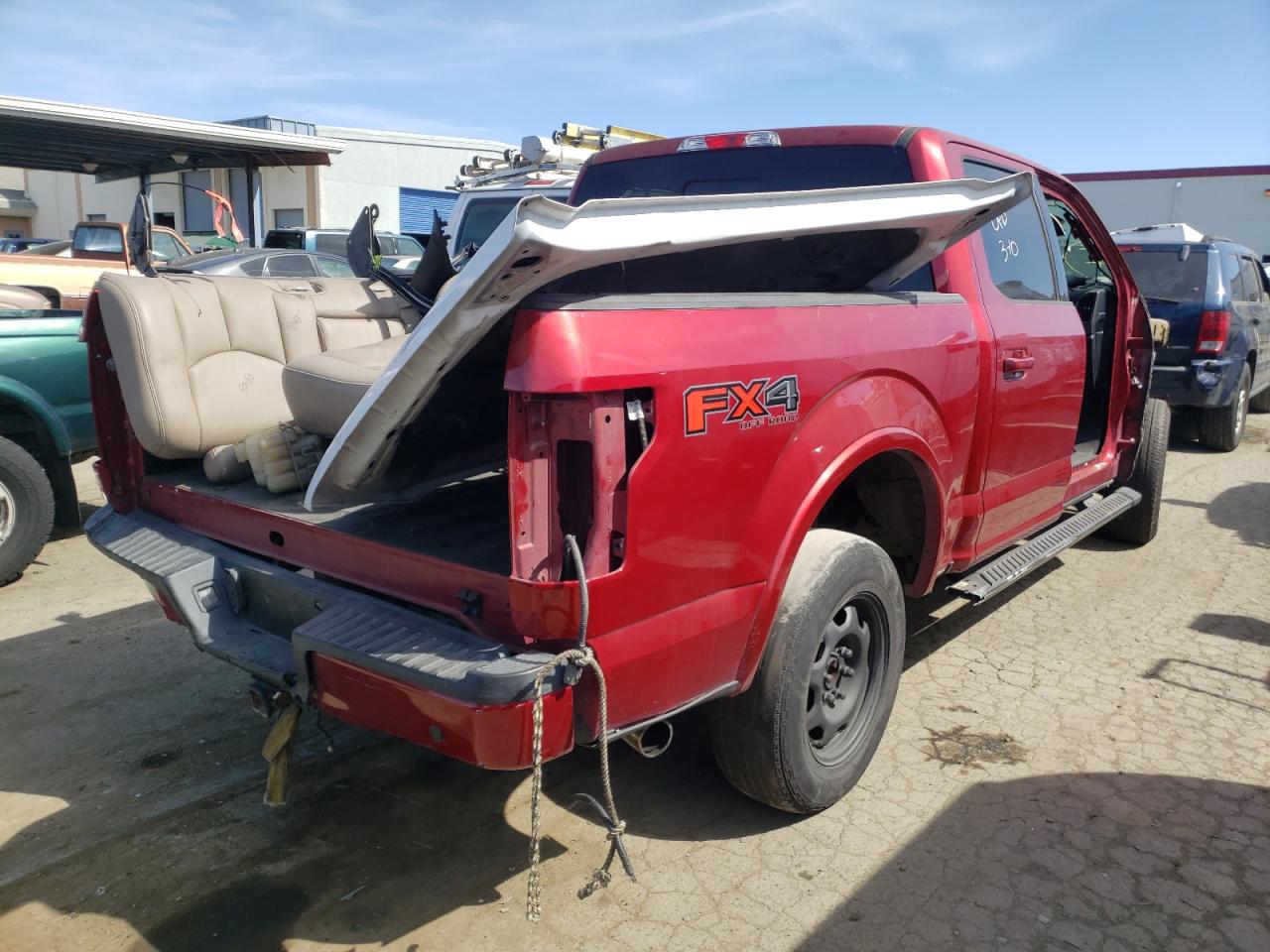 Photo 4 from auction – 2018 FORD F150 SUPER with VIN 1FTEW1E5XJKC96570