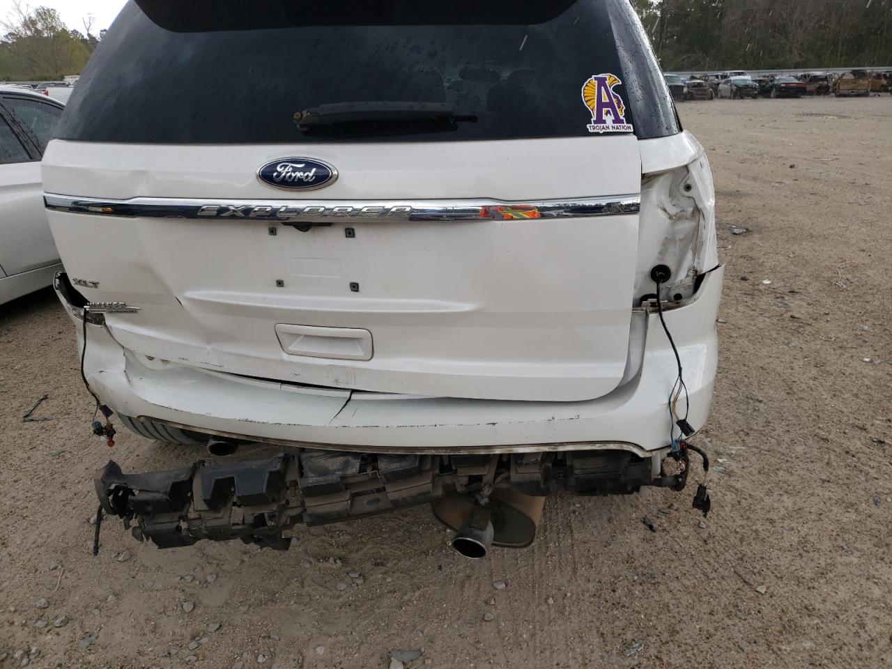 Photo 9 from auction – 2011 FORD EXPLORER X with VIN 1FMHK7D8XBGA63795