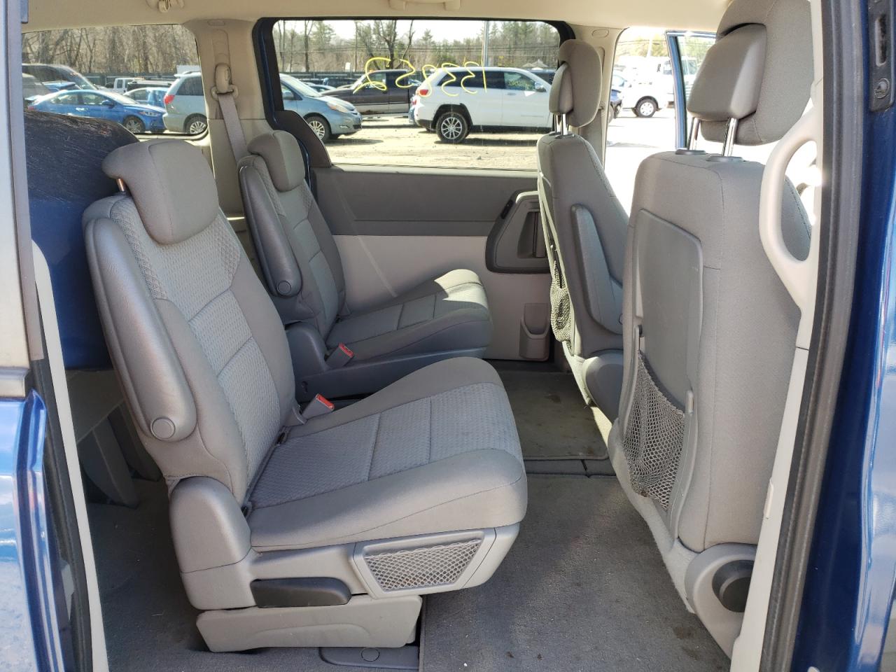 Photo 6 from auction – 2010 DODGE GRAND CARA with VIN 2D4RN3D11AR447119