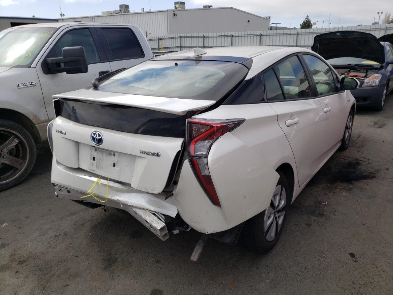 Photo 4 from auction – 2016 TOYOTA PRIUS with VIN JTDKARFU4G3003707