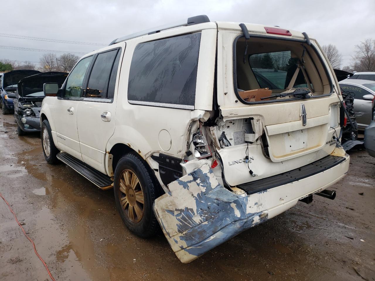 Photo 3 from auction – 2008 LINCOLN NAVIGATOR with VIN 5LMFU27518LJ04687