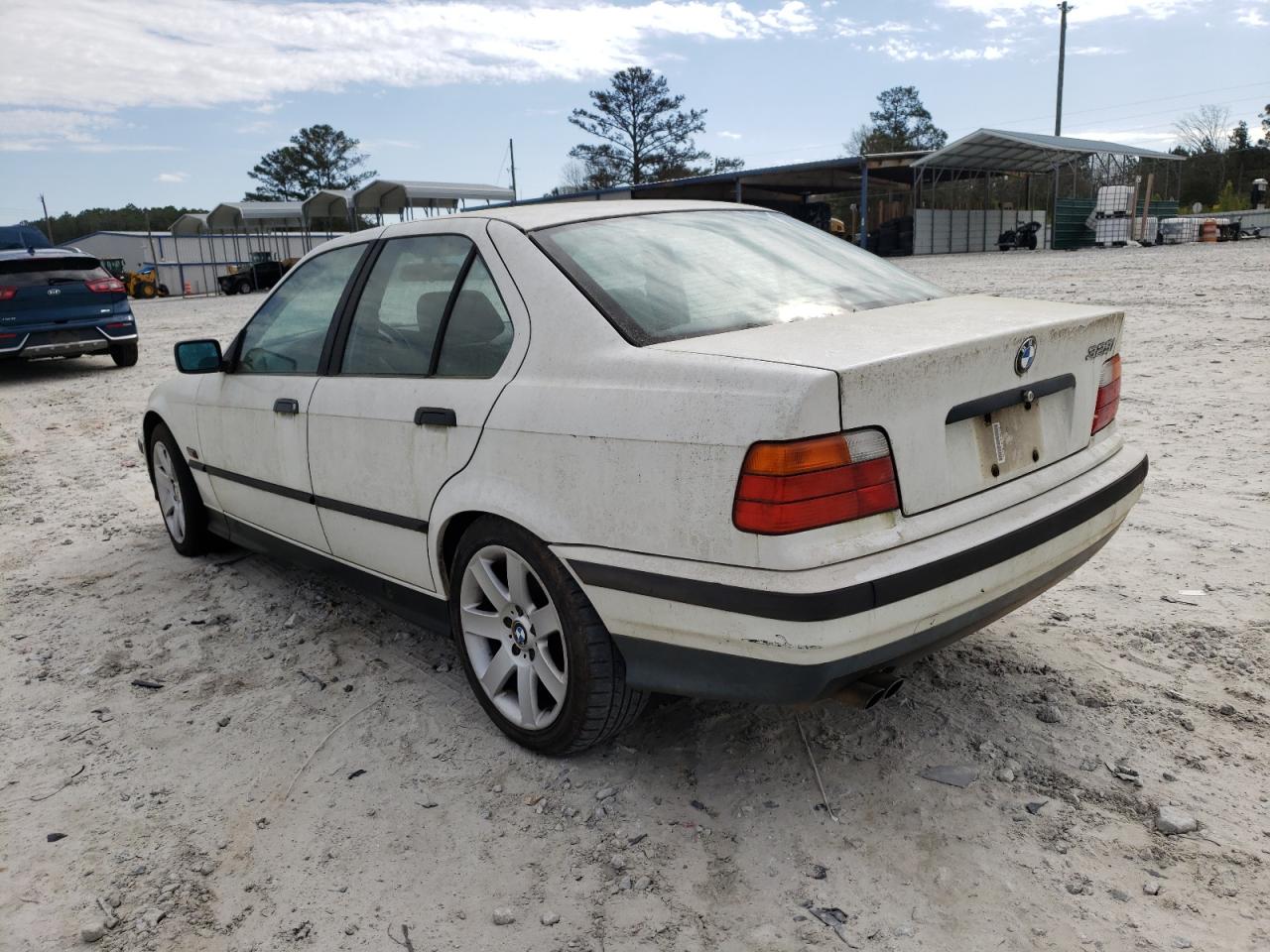 Photo 3 from auction – 1995 BMW 325 I AUTO with VIN WBACB4329SFM21692