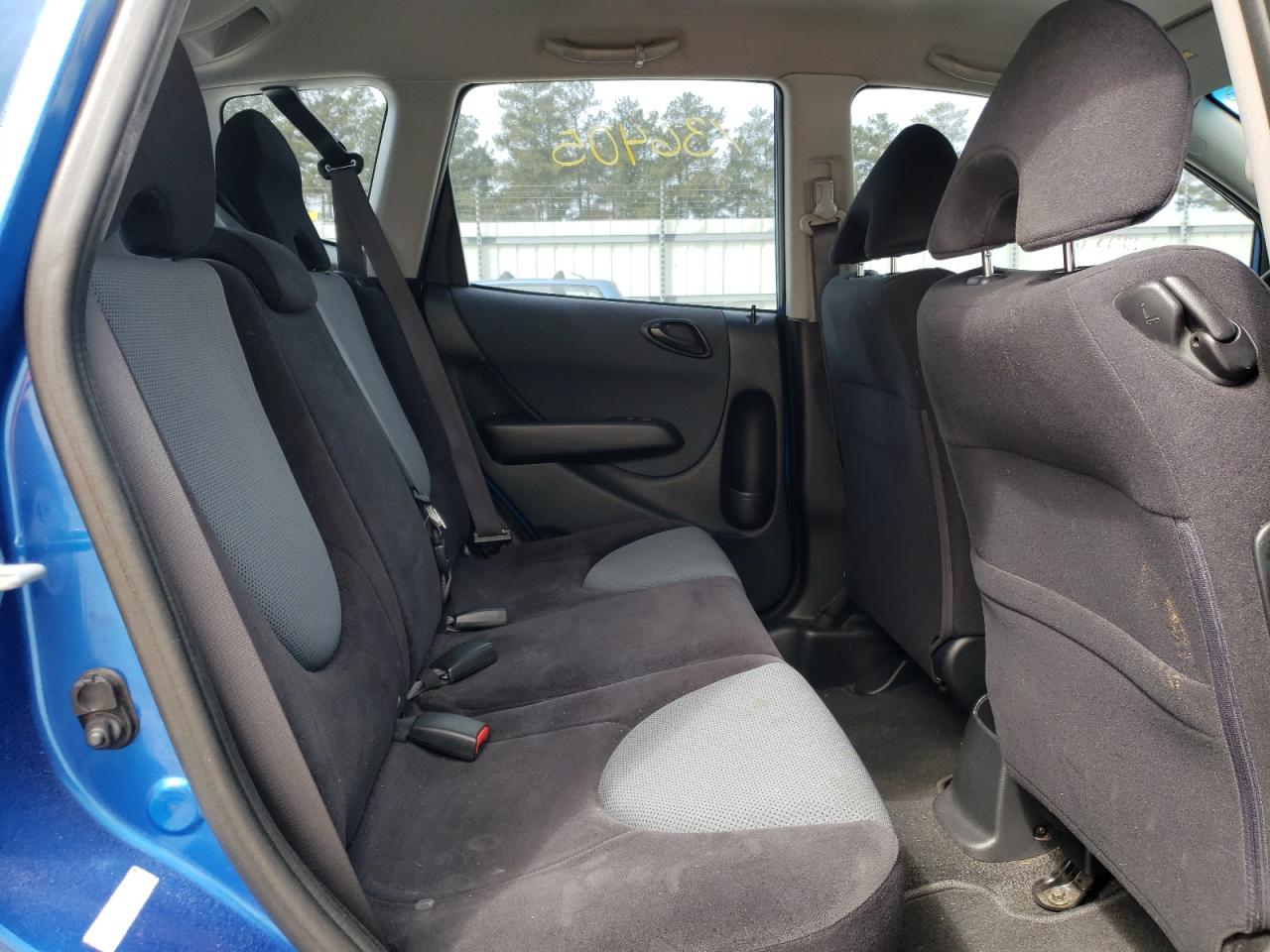 Photo 6 from auction – 2007 HONDA FIT with VIN JHMGD37407S004561