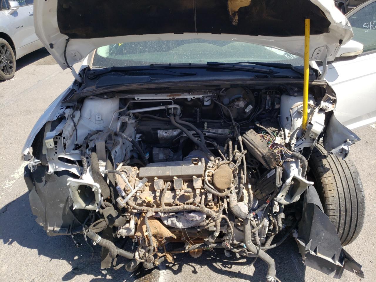 Photo 7 from auction – 2015 FORD FOCUS SE with VIN 1FADP3F25FL364015