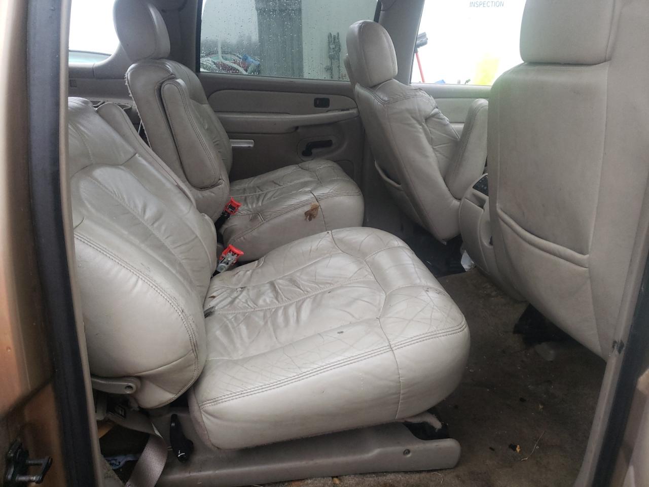 Photo 6 from auction – 2001 CHEVROLET SUBURBAN K with VIN 3GNFK16T71G111516