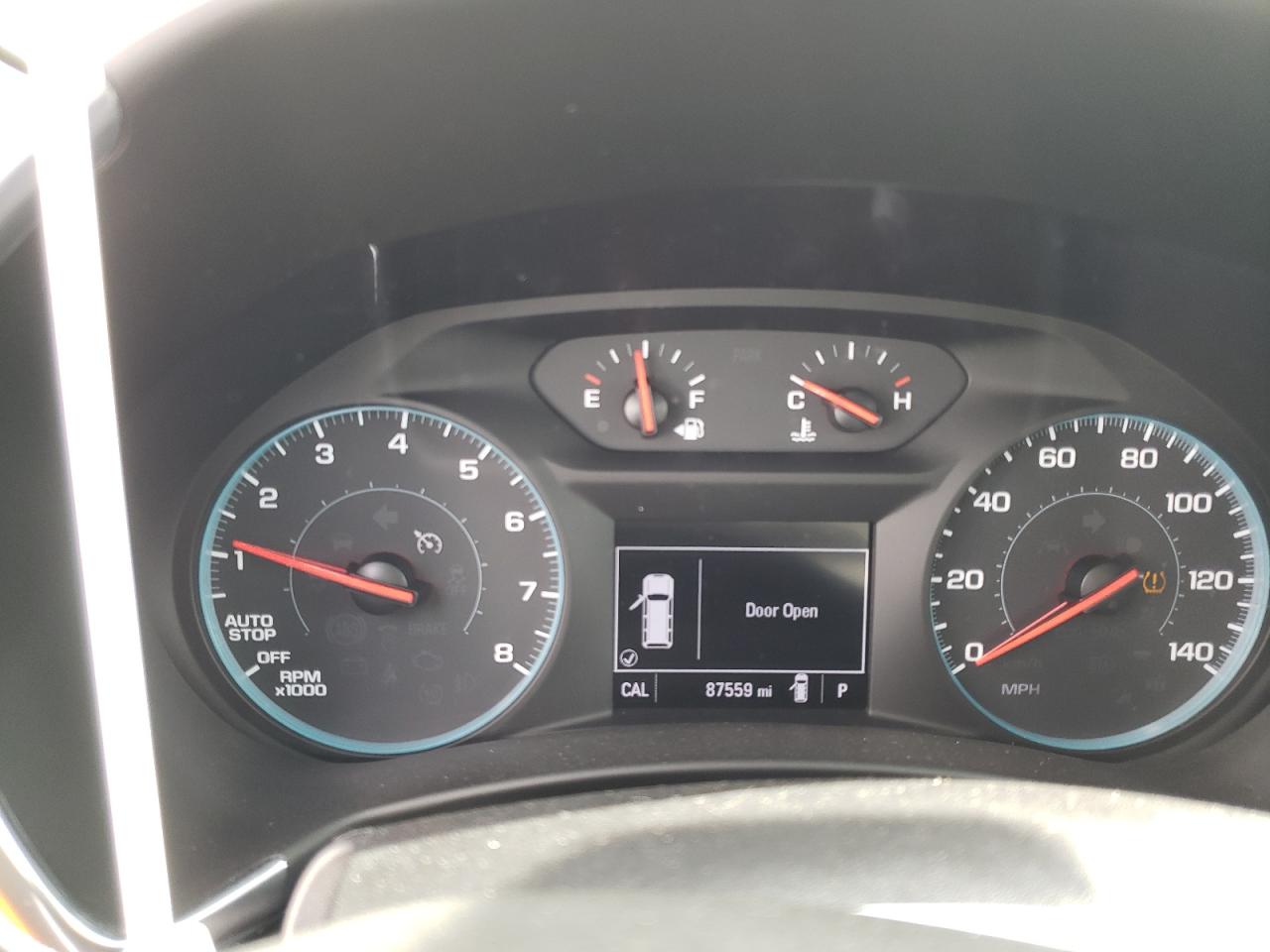 Photo 8 from auction – 2018 CHEVROLET EQUINOX LS with VIN 2GNAXHEV1J6318762