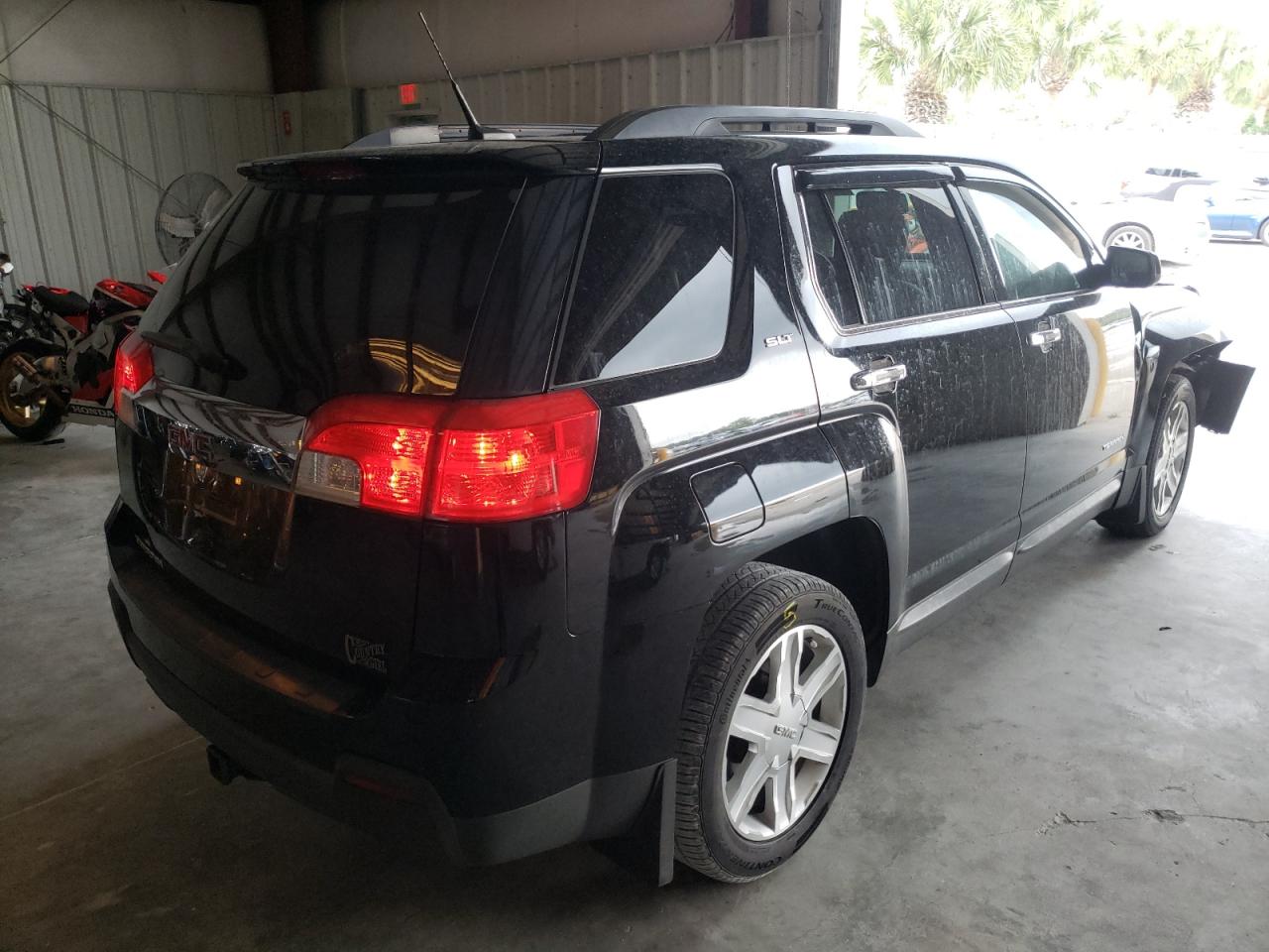 Photo 4 from auction – 2010 GMC TERRAIN SL with VIN 2CTALFEW3A6318929