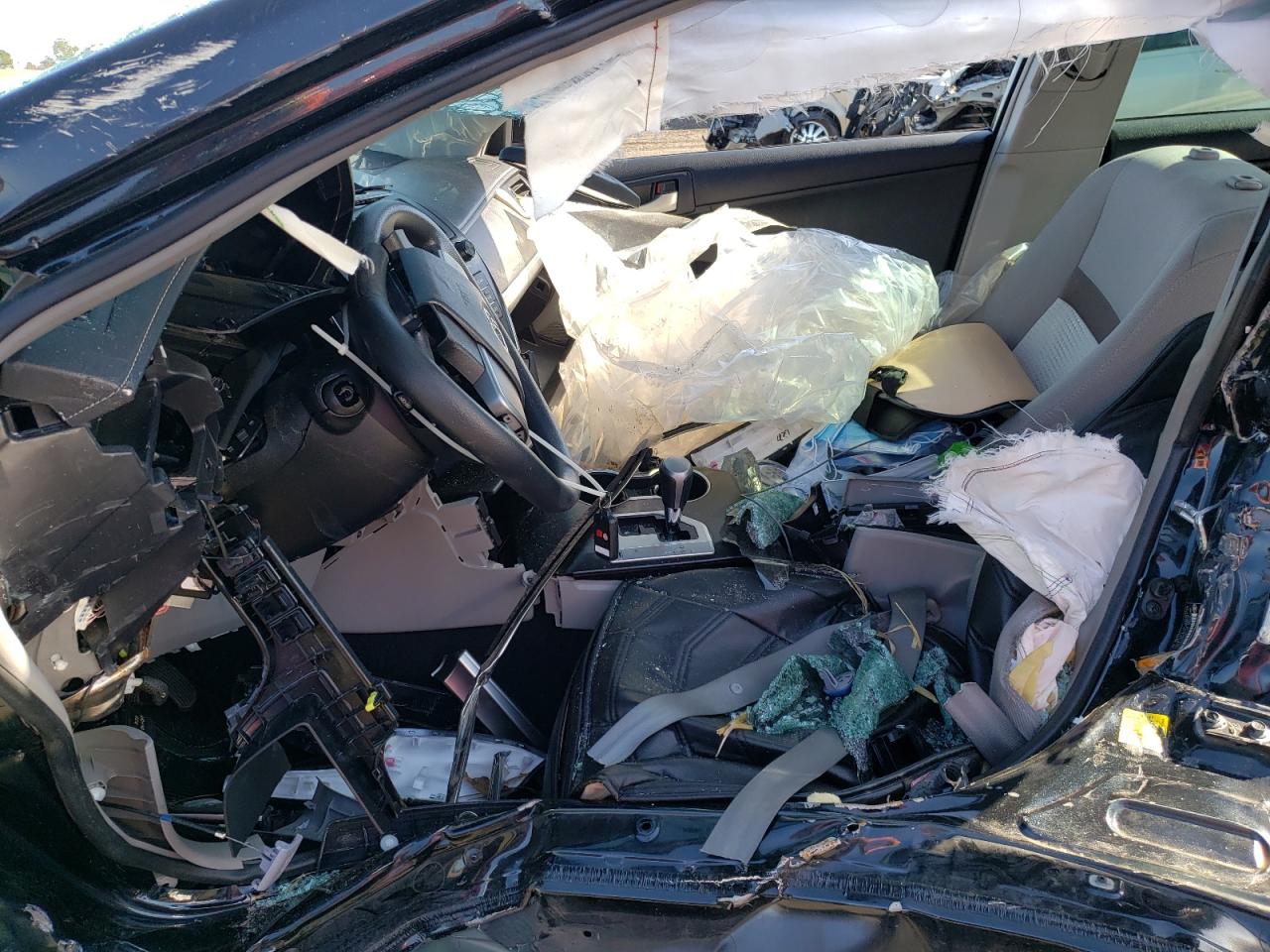 Photo 5 from auction – 2012 TOYOTA CAMRY BASE with VIN 4T1BF1FKXCU621888