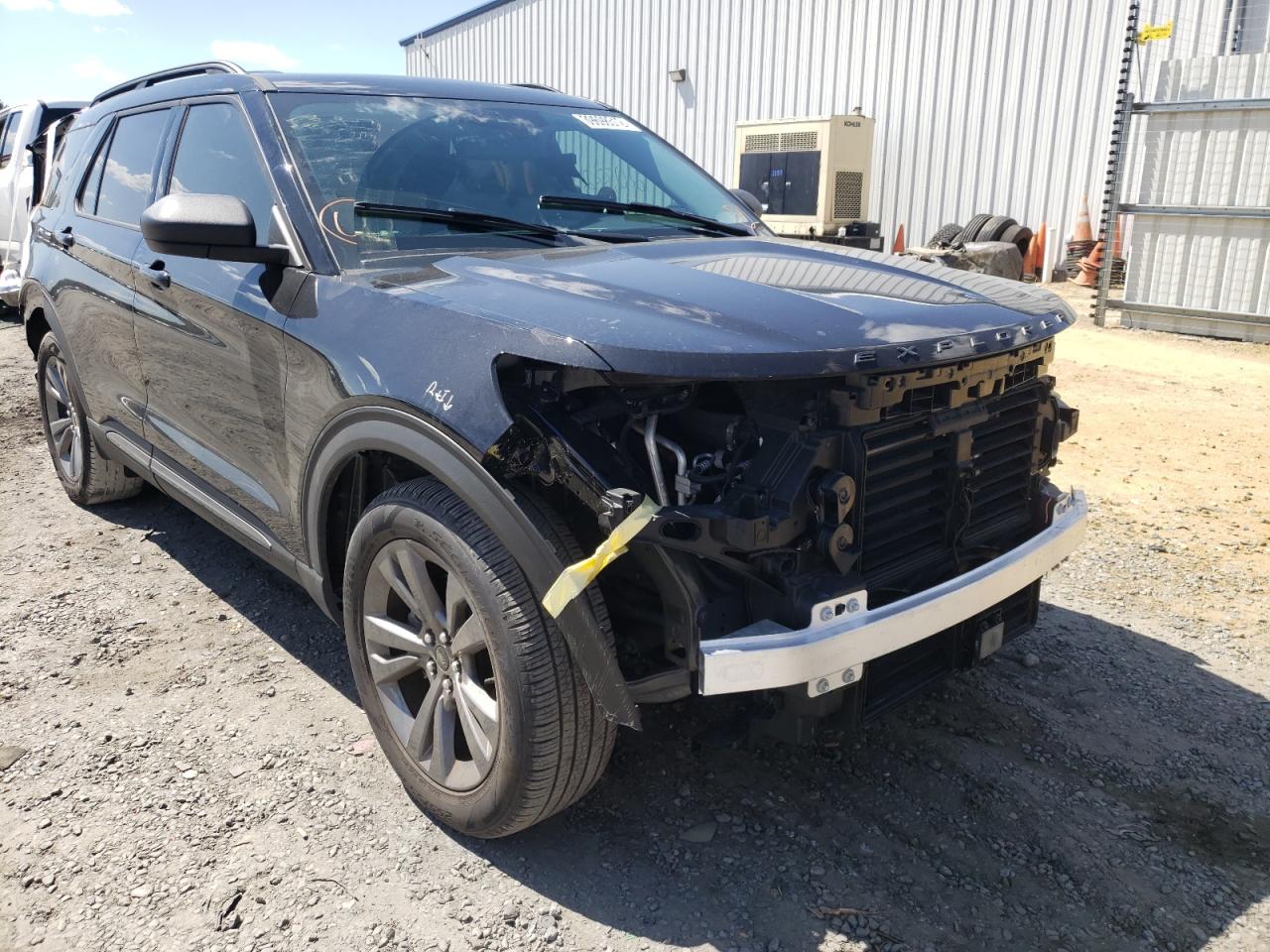 صورة رقم 1 من المزاد - 2021 FORD EXPLORER X مع VIN 1FMSK7DH4MGA01737