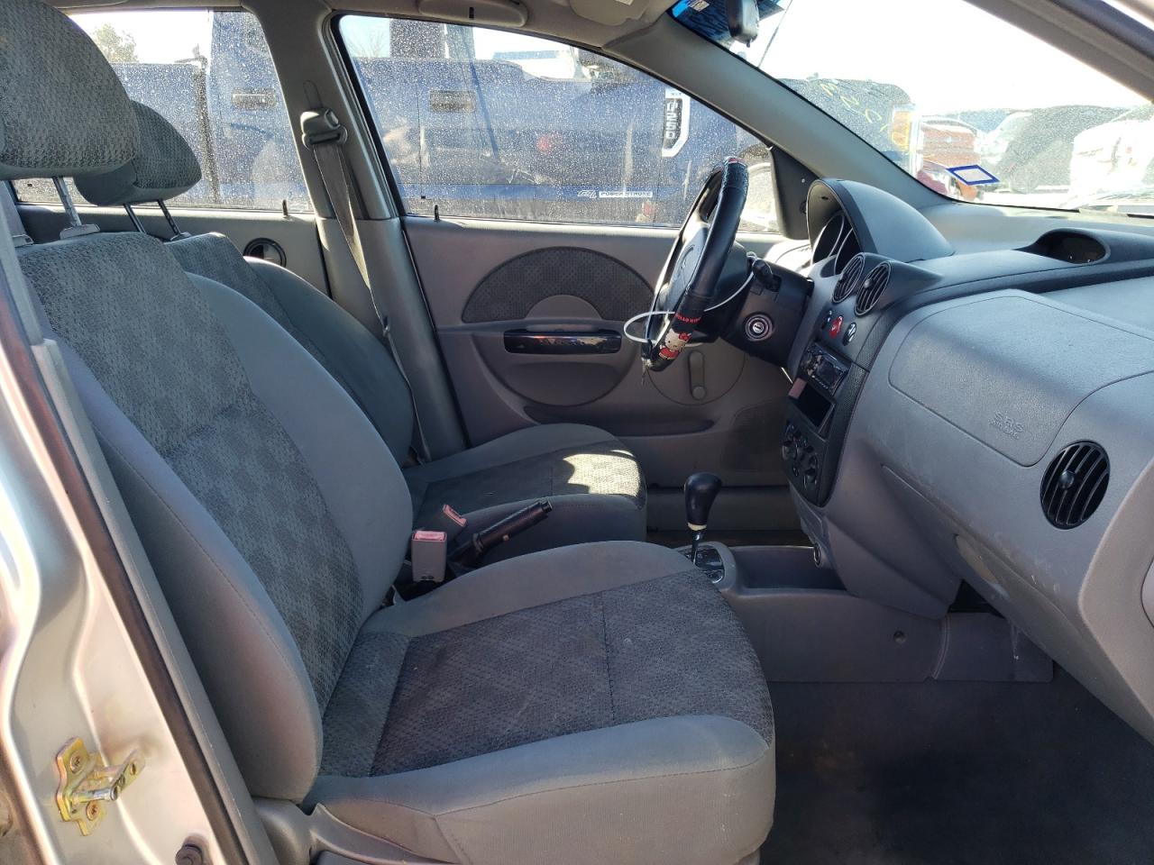Photo 5 from auction – 2005 CHEVROLET AVEO BASE with VIN KL1TD626X5B342953