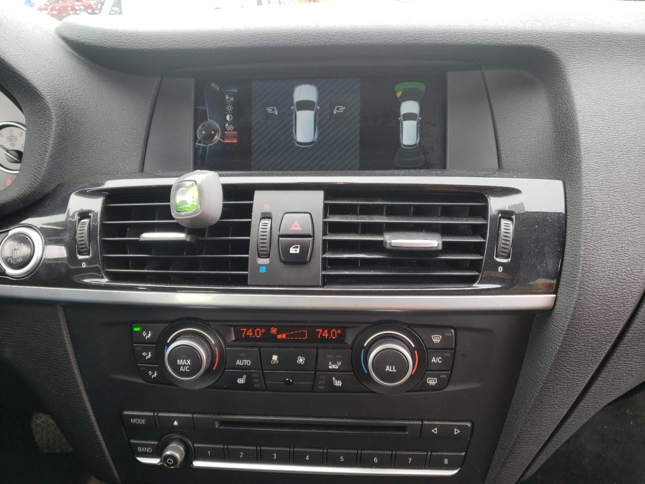Foto 9 de la subasta – 2014 BMW X3 con VIN 5UXWX9C51E0D10099