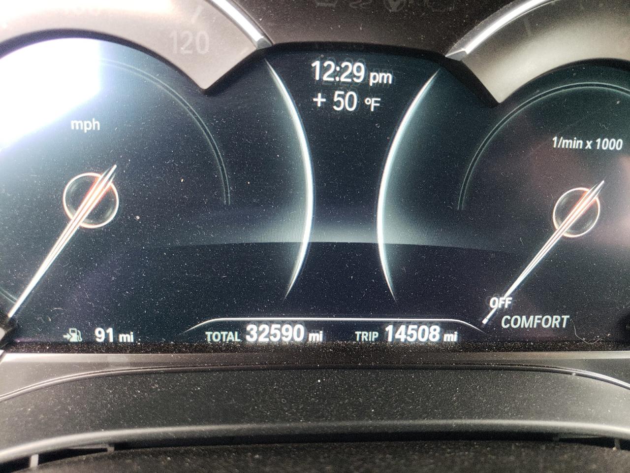 Photo 8 from auction – 2019 BMW 540 XI with VIN WBAJE7C54KWW08462