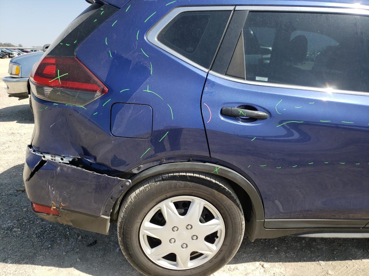 Photo 9 from auction – 2018 NISSAN ROGUE S with VIN KNMAT2MT5JP617009