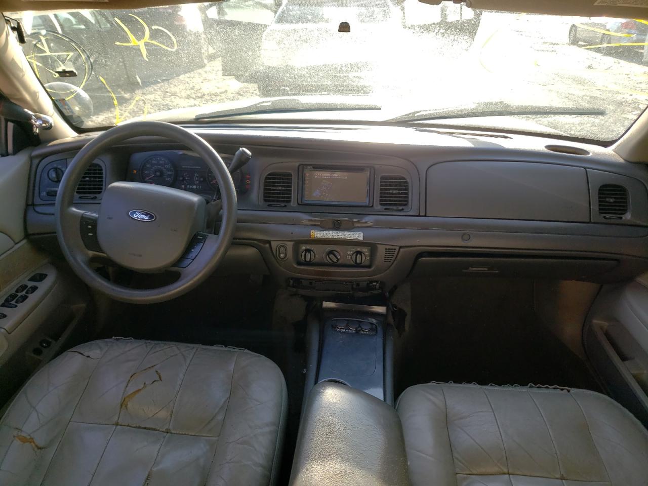 Photo 9 from auction – 2008 FORD CROWN VICT with VIN 2FAFP71V18X138514