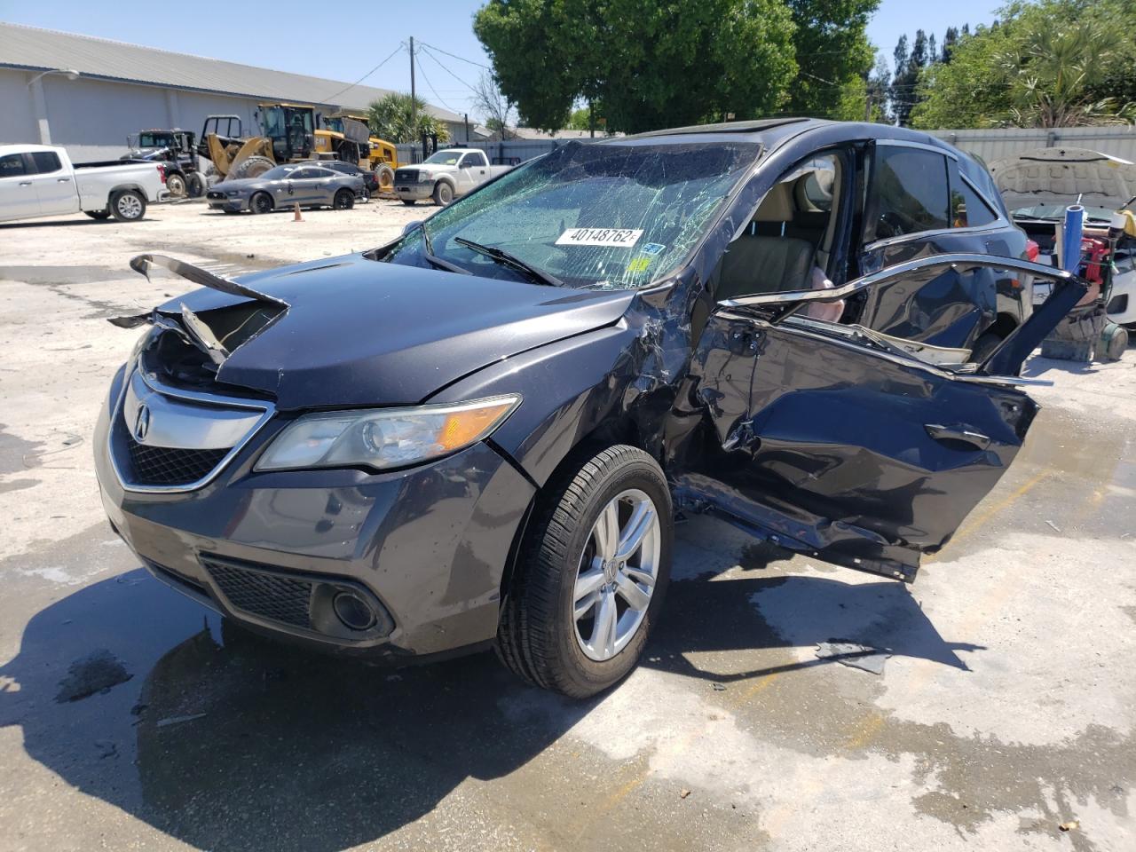 Photo 2 from auction – 2015 ACURA RDX with VIN 5J8TB3H38FL018763