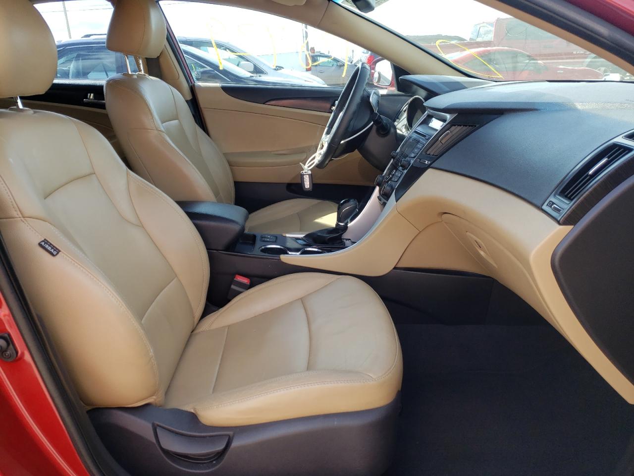 Photo 5 from auction – 2012 HYUNDAI SONATA SE with VIN 5NPEC4AB4CH495007