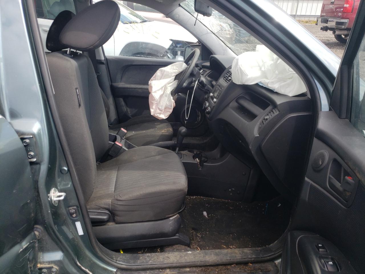 Photo 5 from auction – 2009 KIA SPORTAGE L with VIN KNDJF724497642012