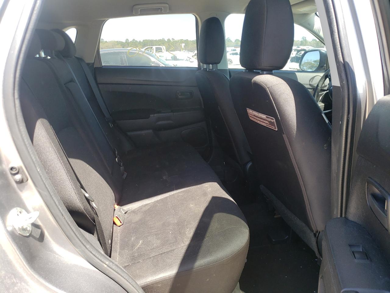 Photo 6 from auction – 2014 MITSUBISHI OUTLANDER with VIN 4A4AP3AU4EE015073